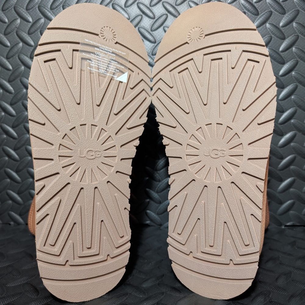 UGG CLASSIC MINI DIPPER BOOT 'CHESTNUT' 1168170-C… - image 9